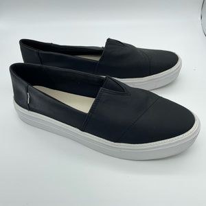 Tom’s Avalon Slip-On